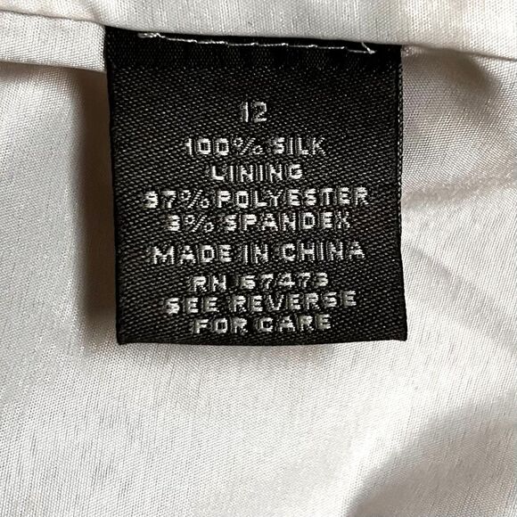 Taylor 100% Silk Floral Dress - Picture 11 of 13